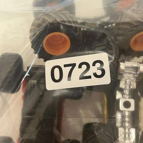 Hot Wheels Maximum Destruction MAXD Monster Jam Truck 1:64 Lot Of 3 - Picture 8 of 8